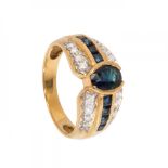 Ring in 18k yellow gold BVLGARI style. With central oval-cut natural sapphire, originally from Siam,
