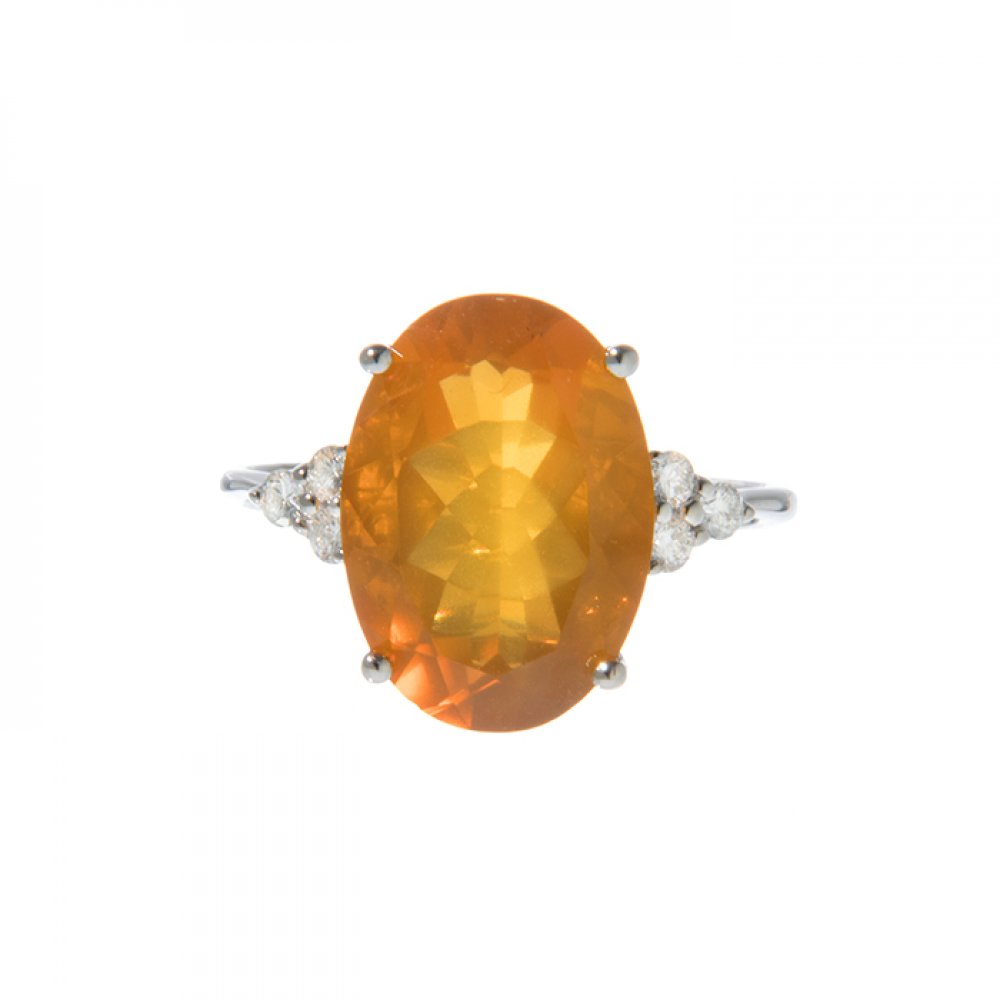 Ring in 18kt white gold and fire opal. Solitaire model with a fire opal weighing ca. 3.5 carats. and - Image 3 of 3