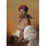 FELIPE SANTAMANS AÑO, (Guadasuar, Valencia, 1951)."La Gitana".Pastel on card.Signed in the lower