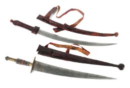 Zwei Schwerter der Tuareg