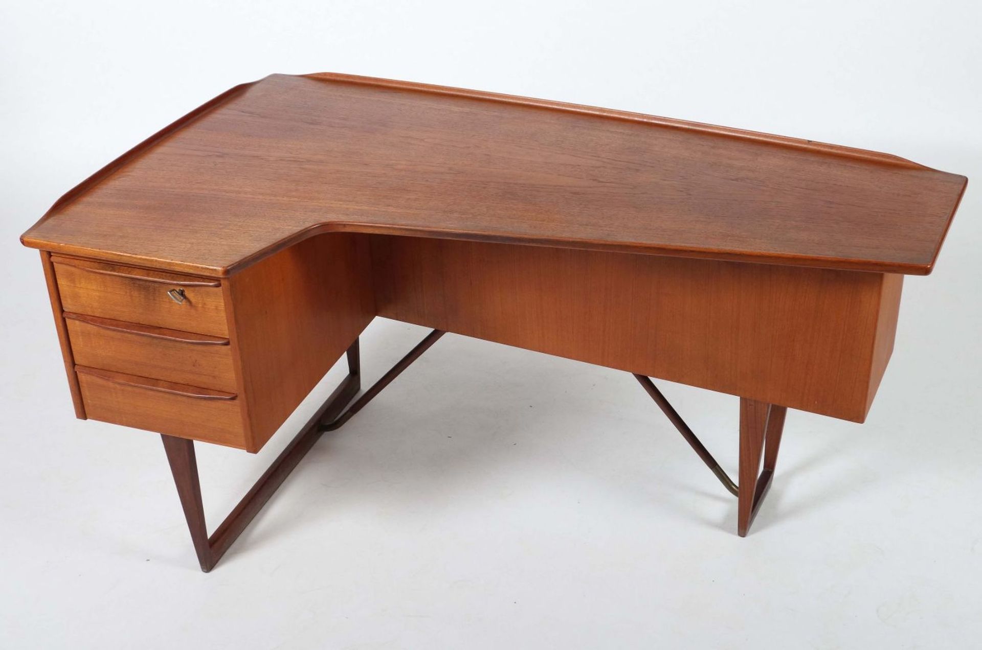 Nielsen, Peter Lovig "Boumerang Desk", - Image 2 of 3