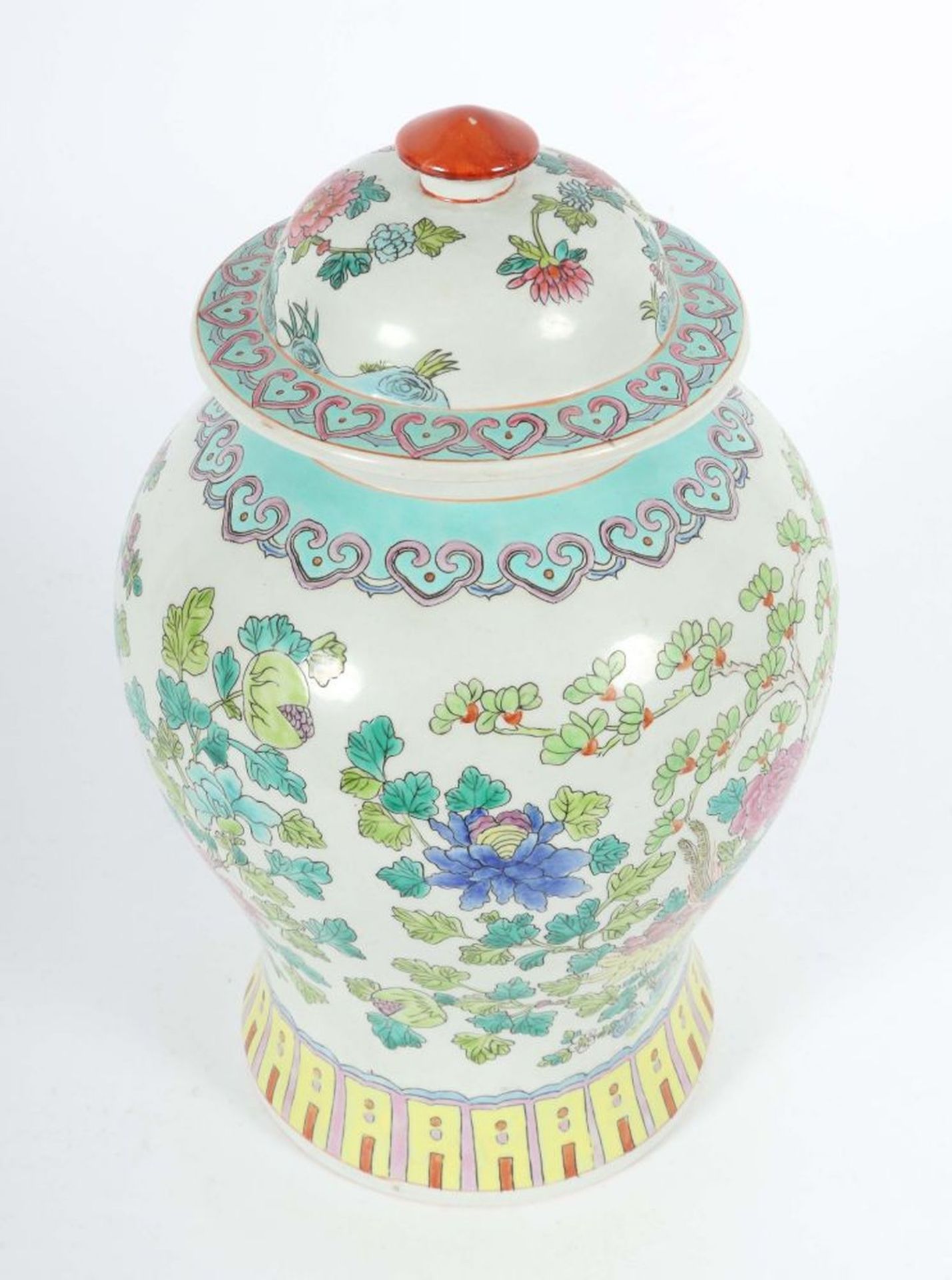 Deckelvase mit Blumen China, 20. Jh., - Image 3 of 5