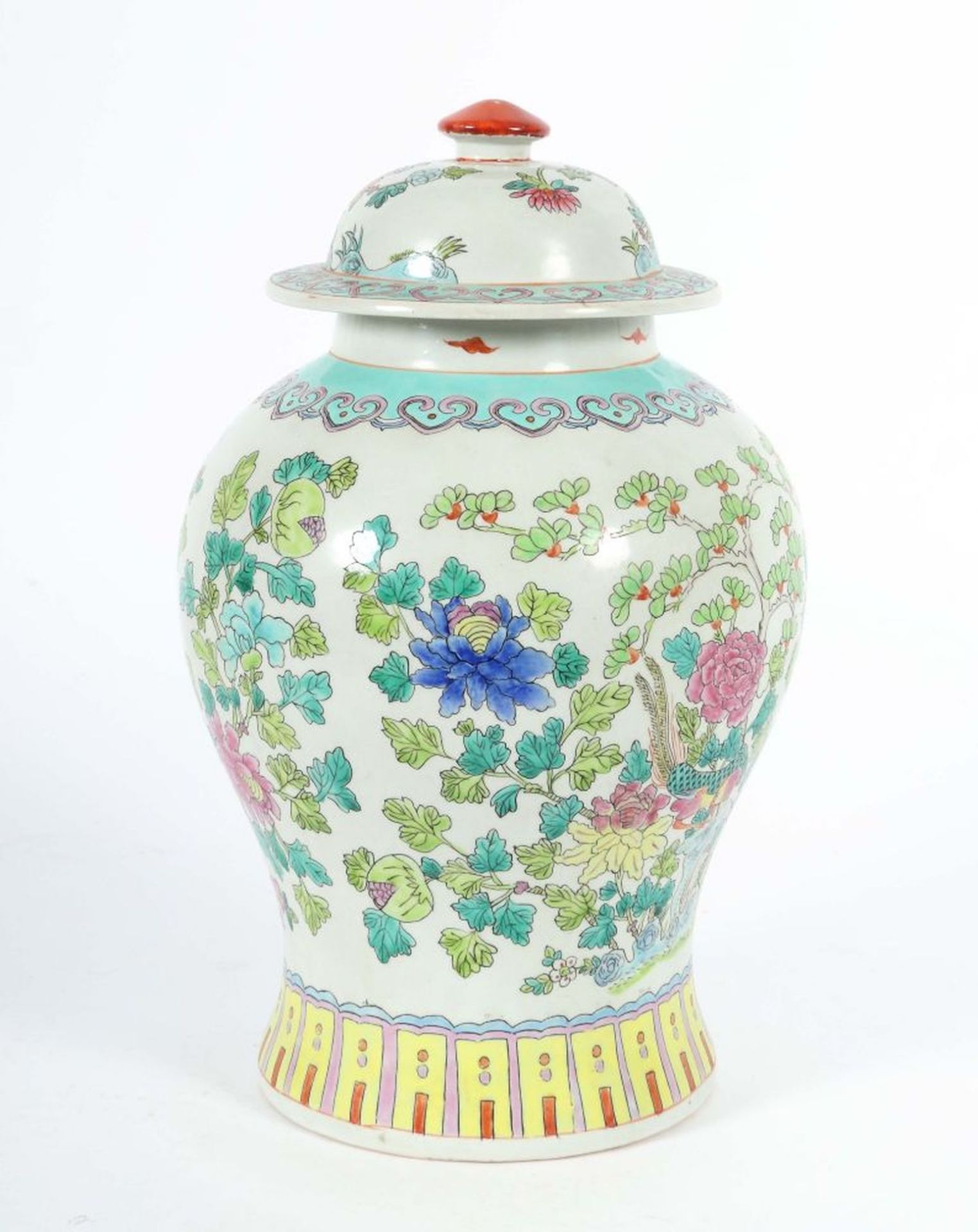 Deckelvase mit Blumen China, 20. Jh., - Image 2 of 5