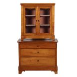 Biedermeier Vitrinenaufsatzschrank 2.