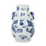 Blau-weiß Vase China, wohl um 1900,