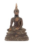 Sitzender Buddha wohl Laos, Steinguss,
