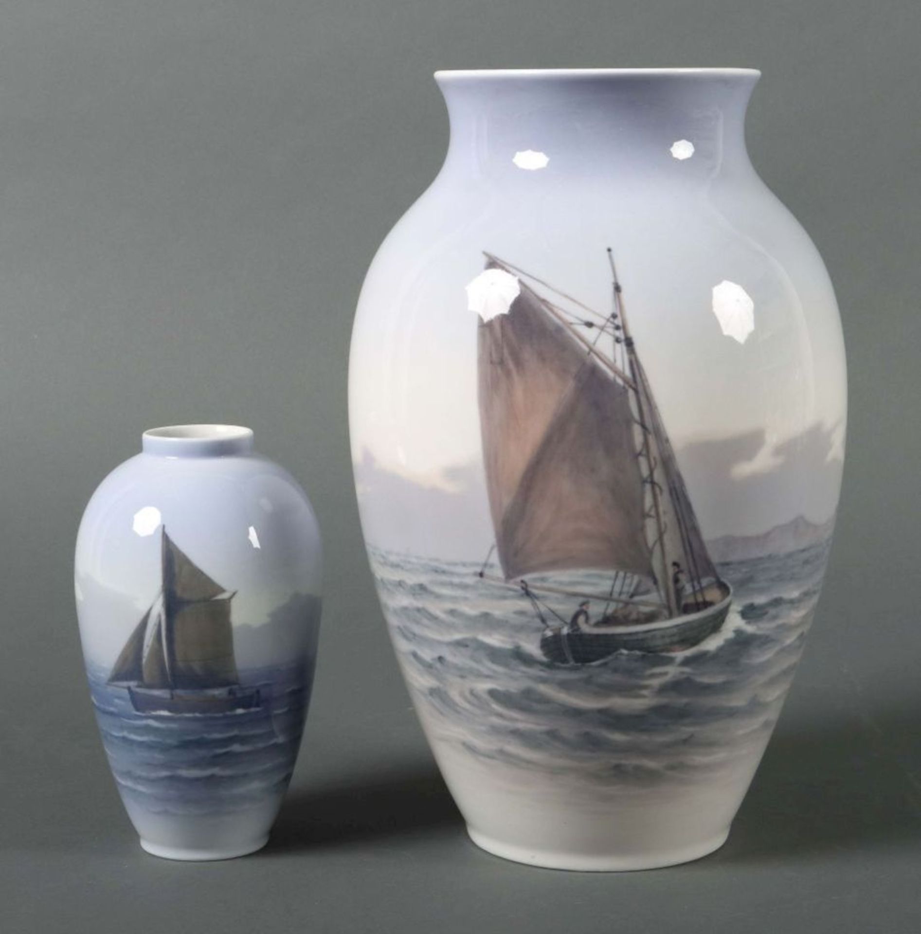 2 Vasen mit maritimem Dekor Royal