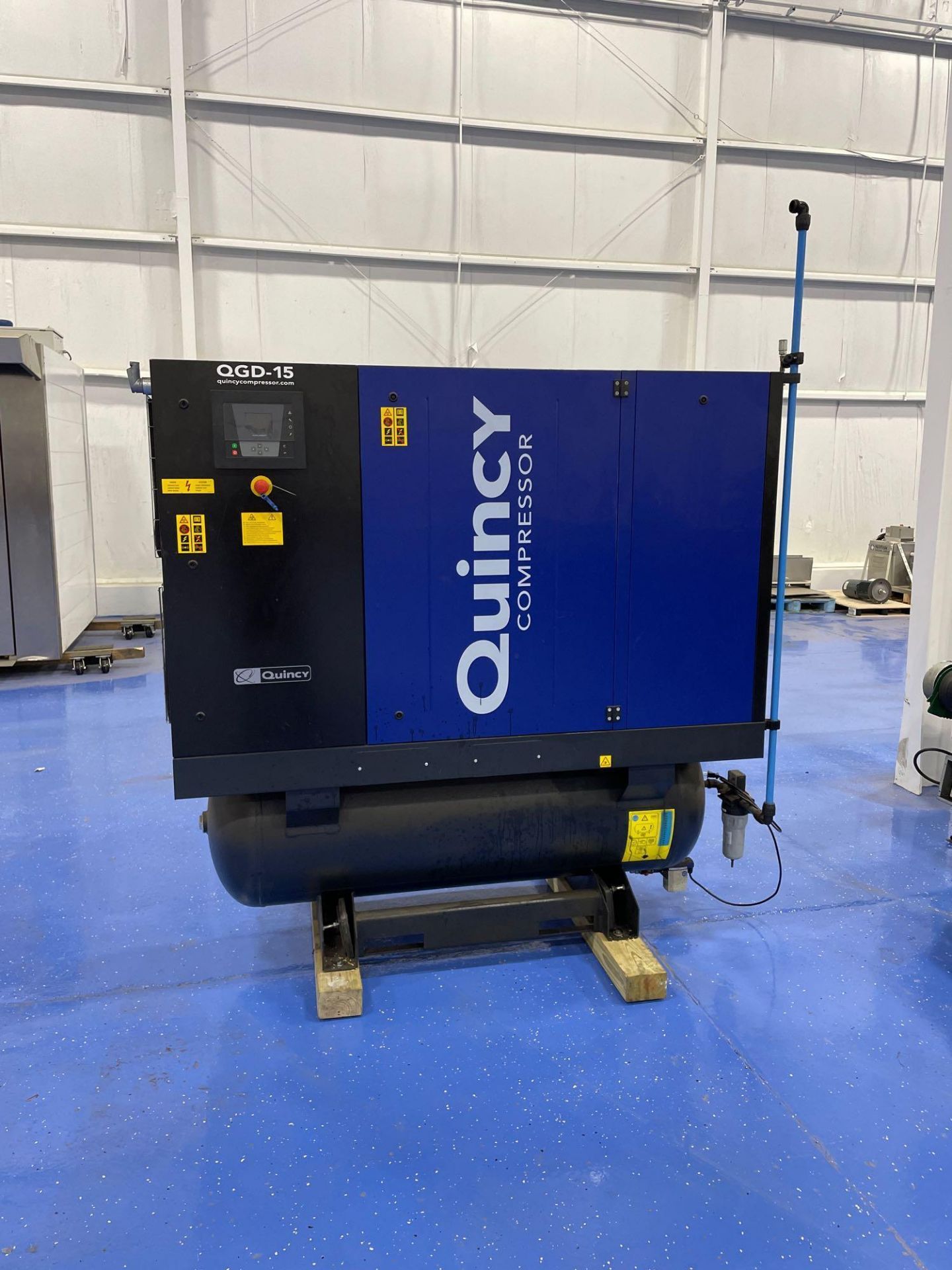 Quincy Compressor QGD-15 Air Compressor