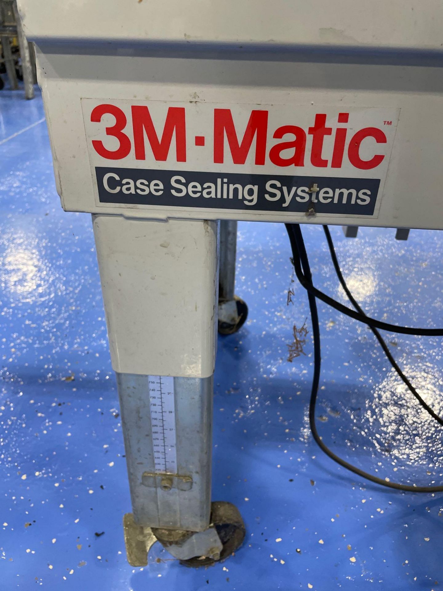 3M Matic 700a Adjustable Top and Bottom Case Sealer - Image 9 of 13