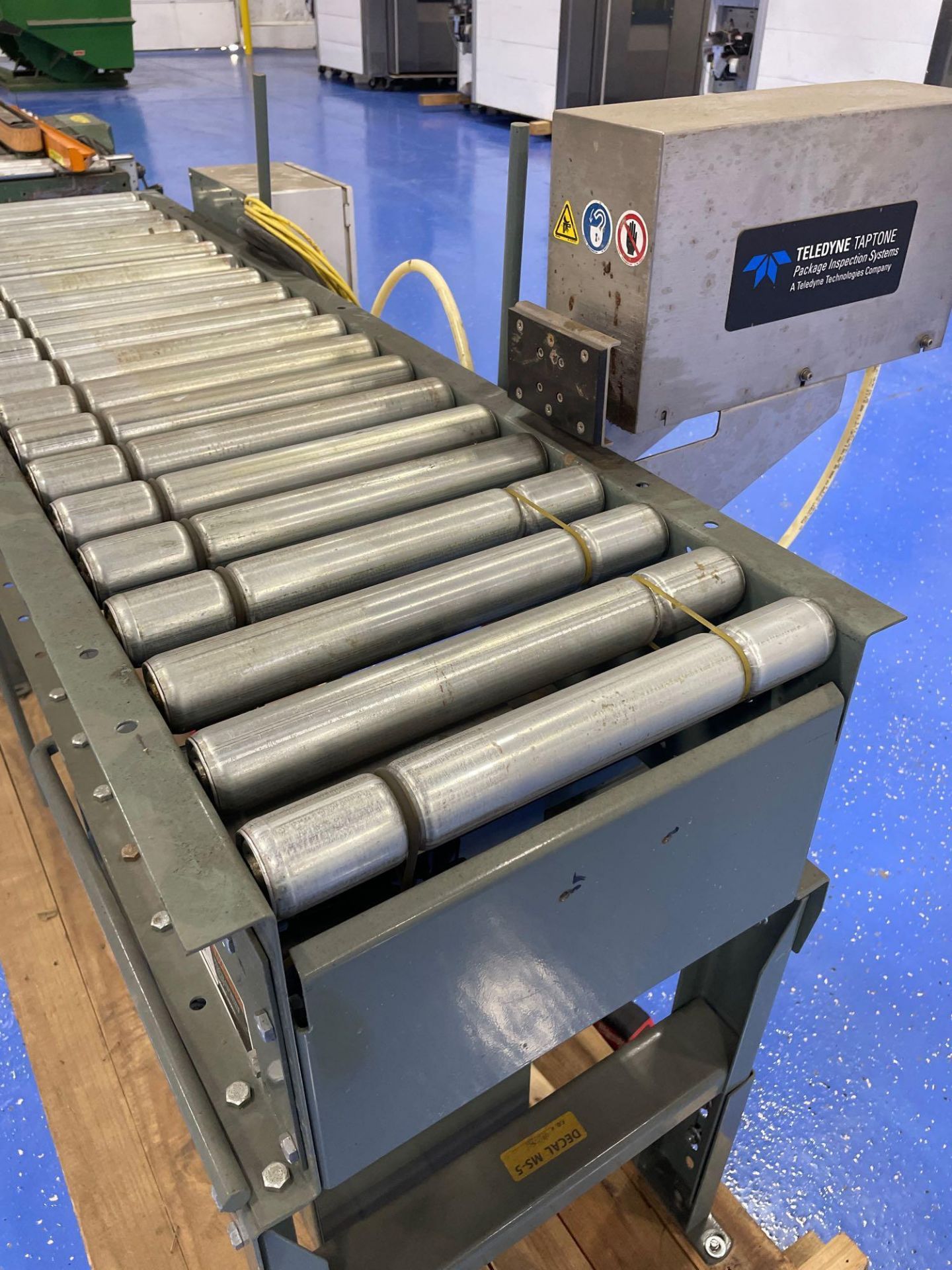 Hytrol Powered Roller Conveyor with Teledyne Taptone Reject System - Image 5 of 13