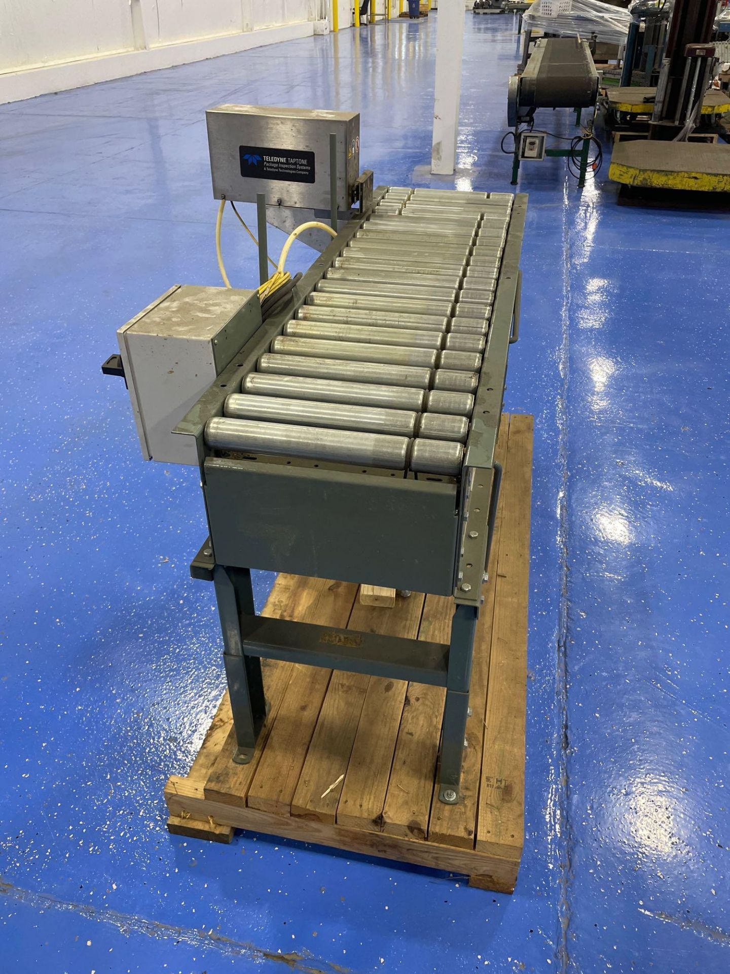 Hytrol Powered Roller Conveyor with Teledyne Taptone Reject System - Image 3 of 13