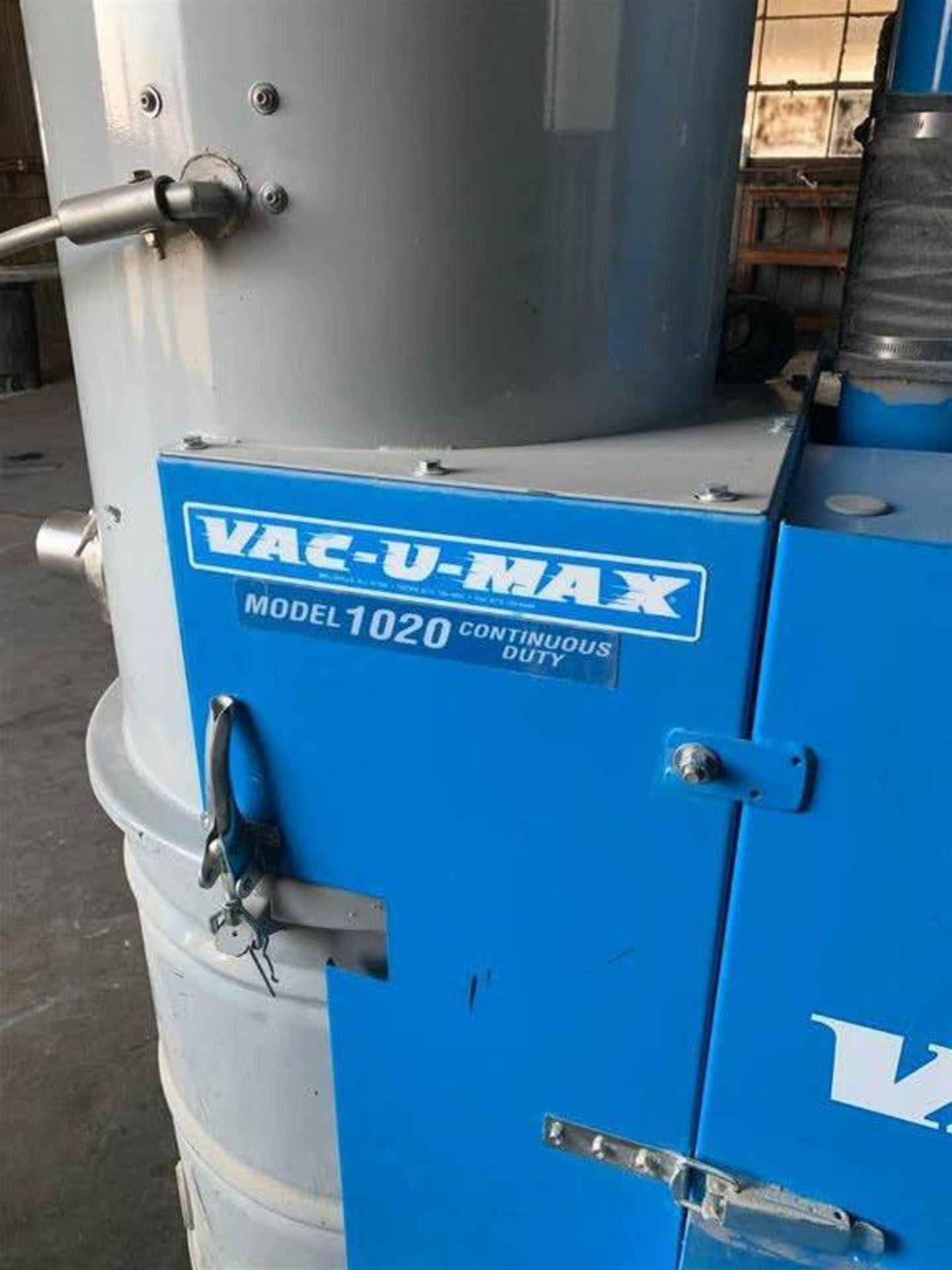 Vac-U-Max 1020 Continuous Duty Vacuum Provider - Image 6 of 7