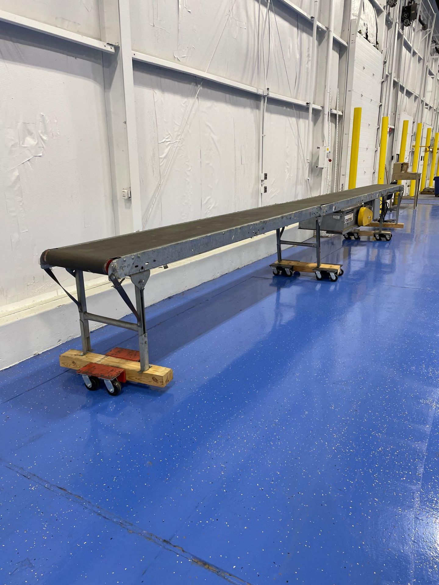 Automotion Inc. Case Belt Conveyor 354” long x 21” wide - Image 4 of 7