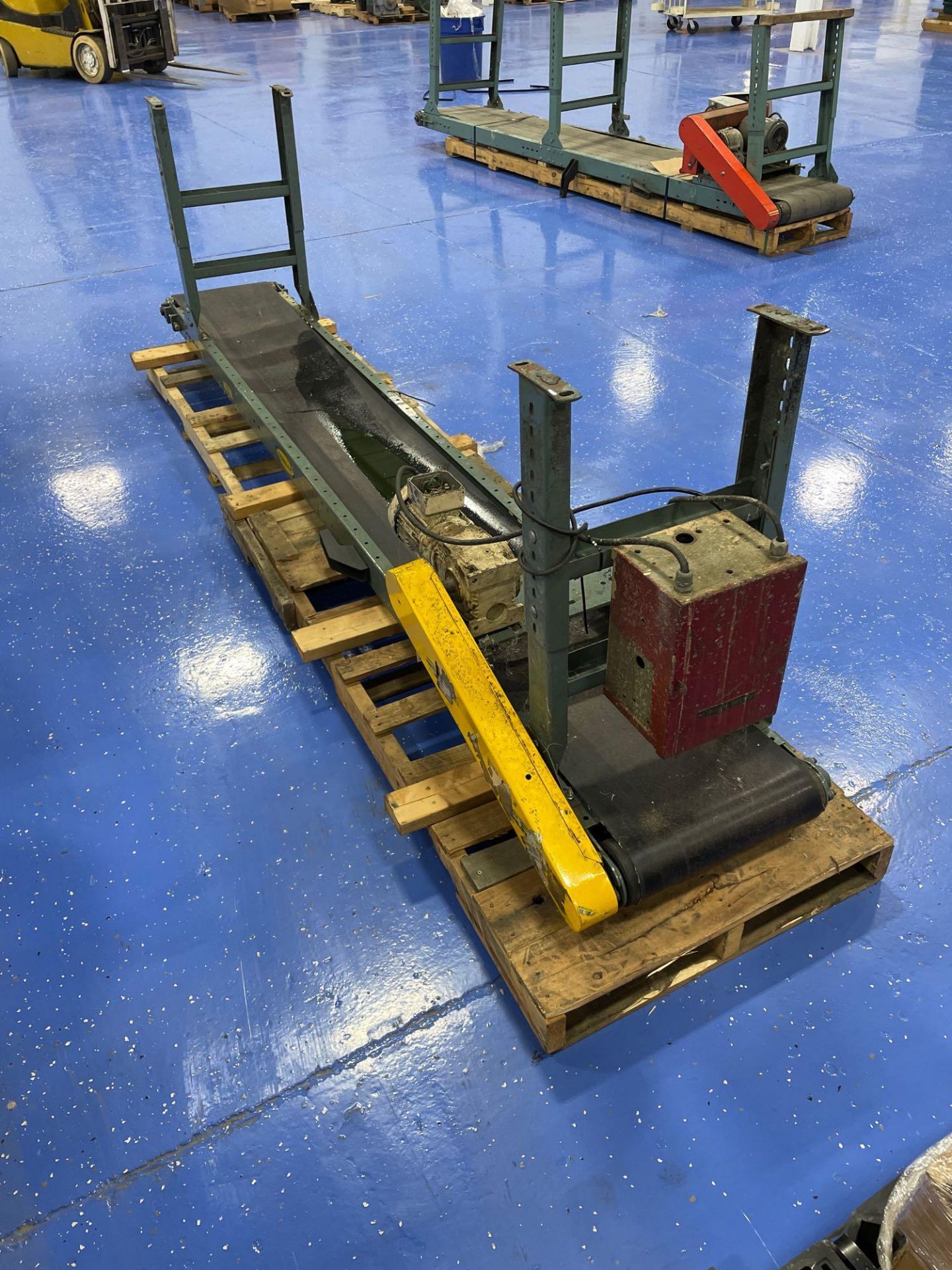 Hytrol Case Belt Conveyor 11’ x 15.5”