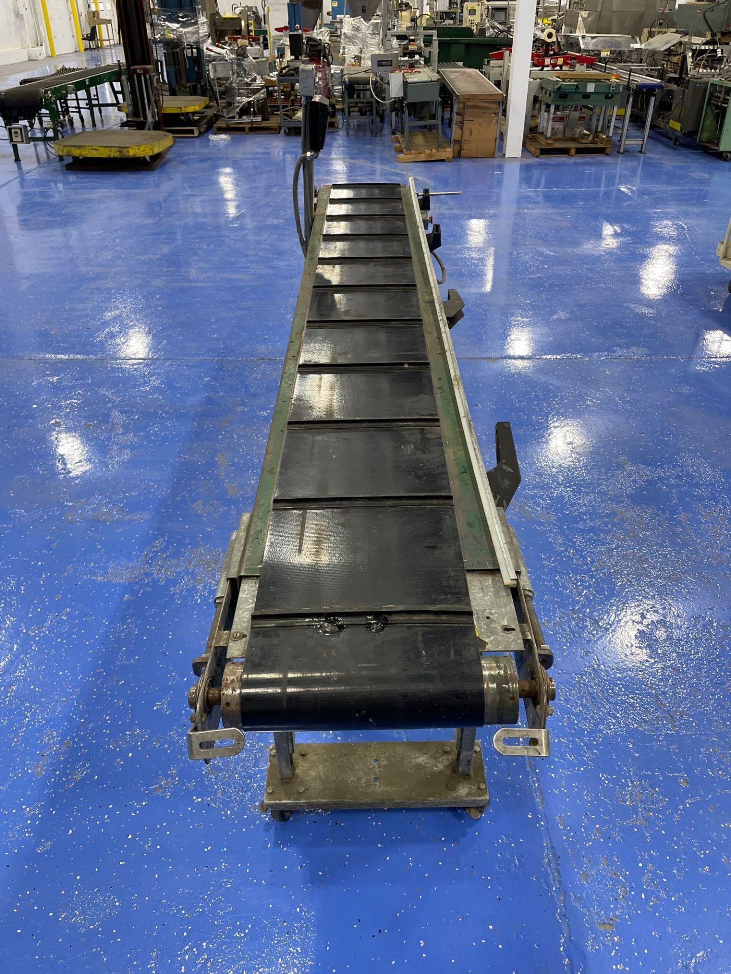 Valley Forge 11’ long 14” wide Cleated Conveyor - Image 3 of 11