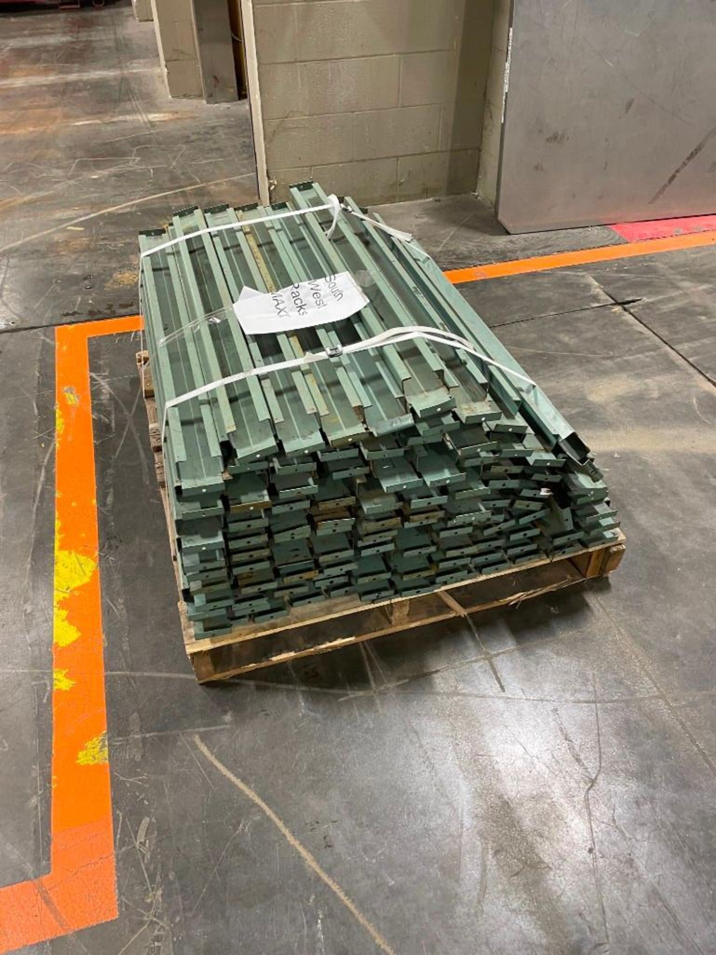 Lot of Pallet Racking, Cross beam supports 44" long - Image 2 of 3