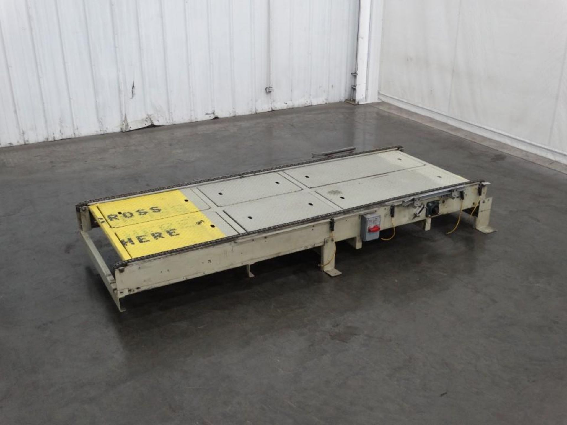 120" Long x 45" Wide Chain Pallet Conveyor - Image 6 of 12