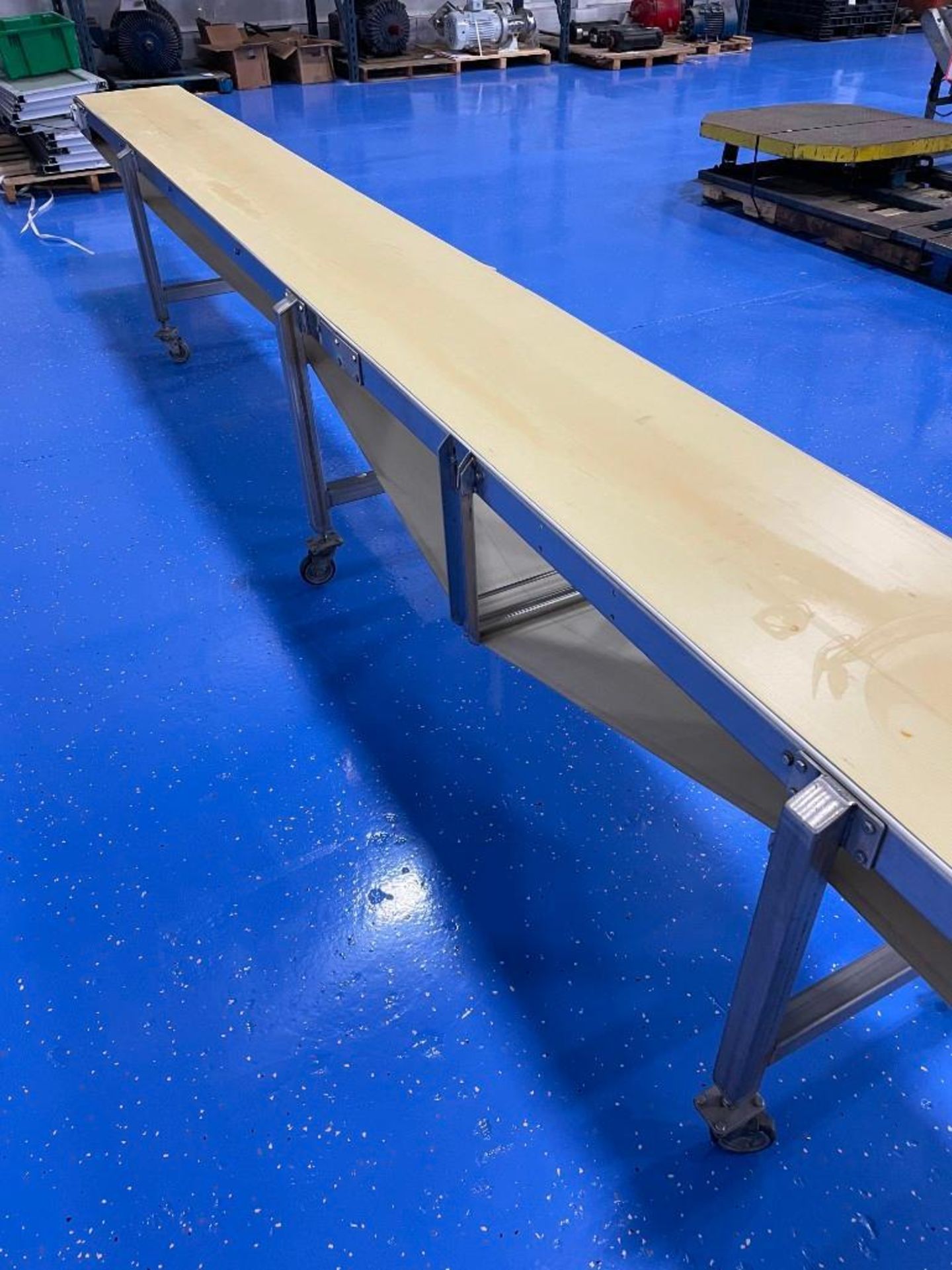 Smooth Top Belt Conveyor 22' L x 18" W - Image 7 of 7