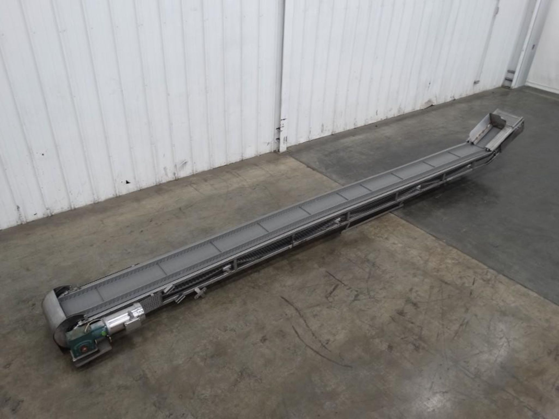 20 Long x 11" Wide Interlock Incline Conveyor