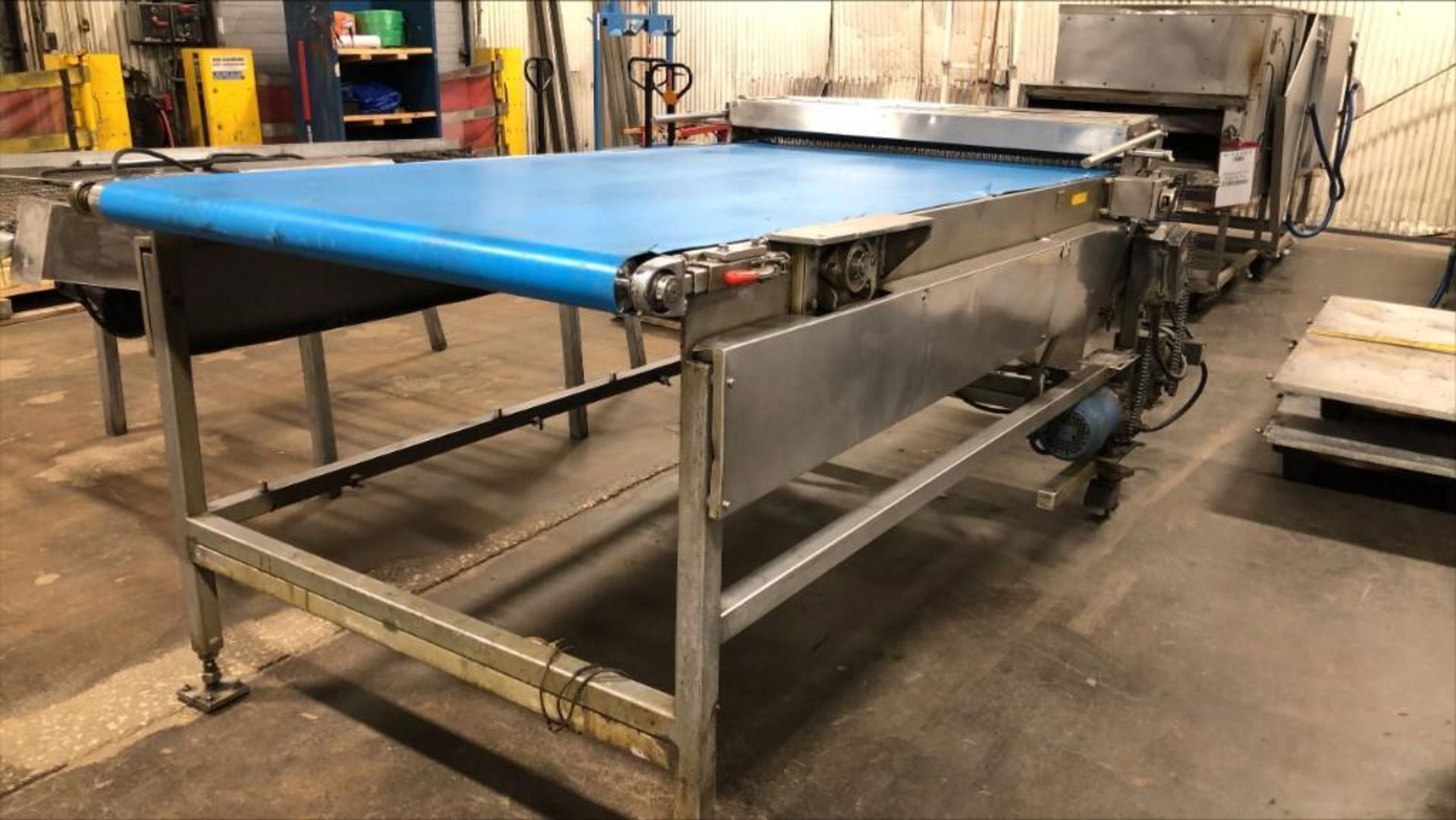 Blue Belt Pizza Conveyor With Dough Perforator