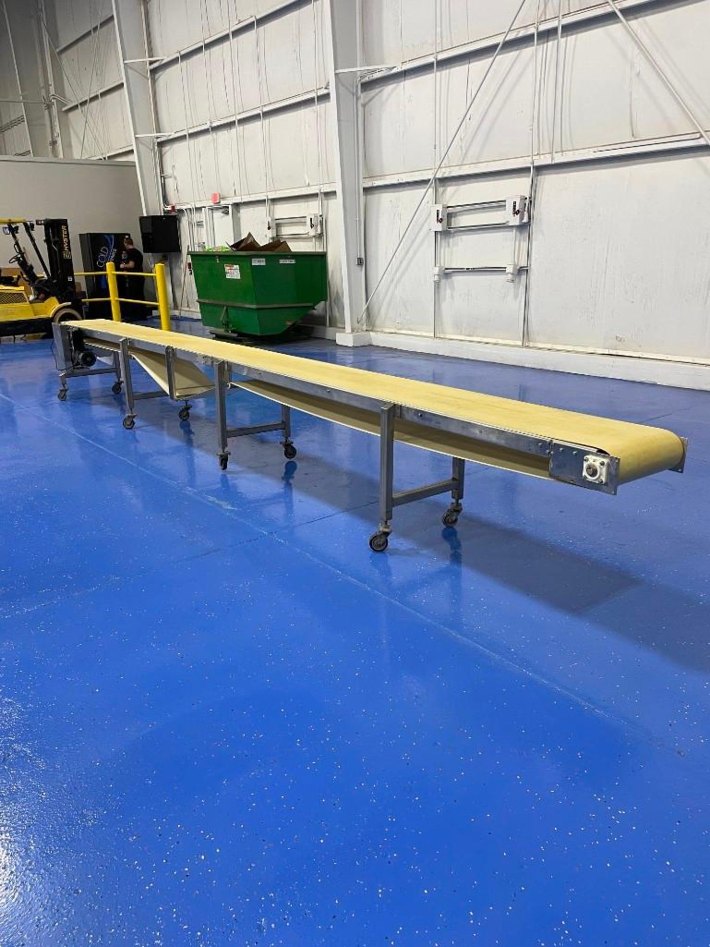 Smooth Top Belt Conveyor 22' L x 18" W - Image 4 of 7