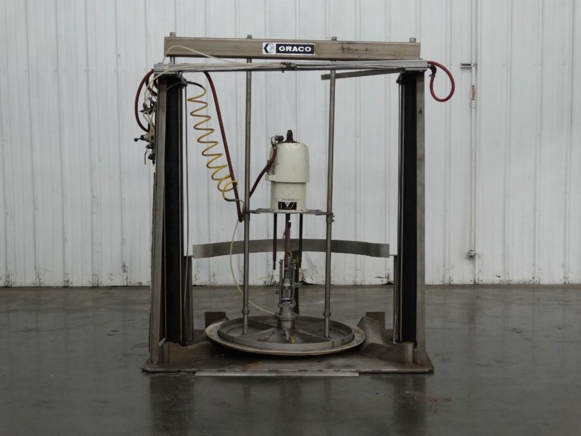 Graco Bulldog Pump with Pneumatic Lift Cylinders - Image 11 of 16