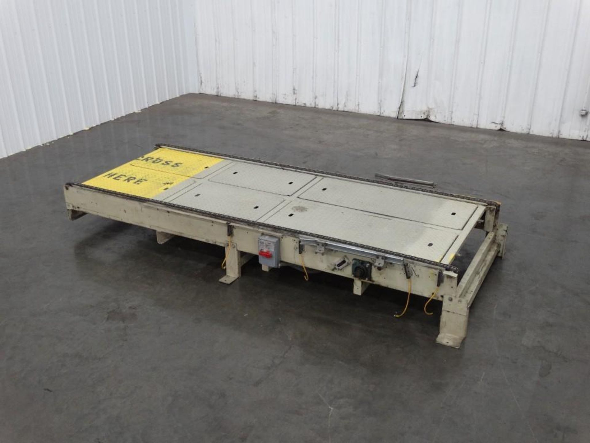 120" Long x 45" Wide Chain Pallet Conveyor - Image 7 of 12