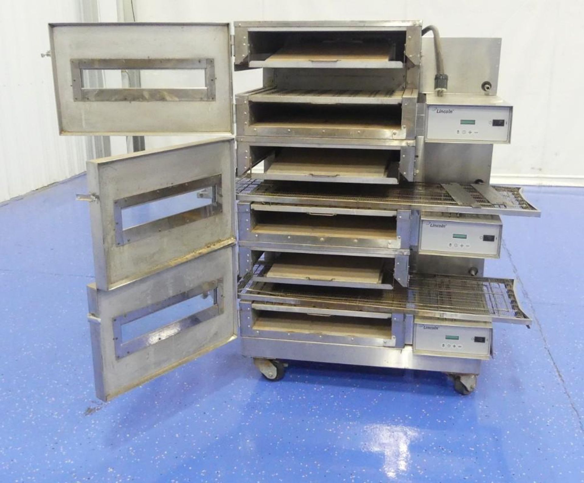 Lincoln Triple Rack Conveyor Oven - Image 4 of 7