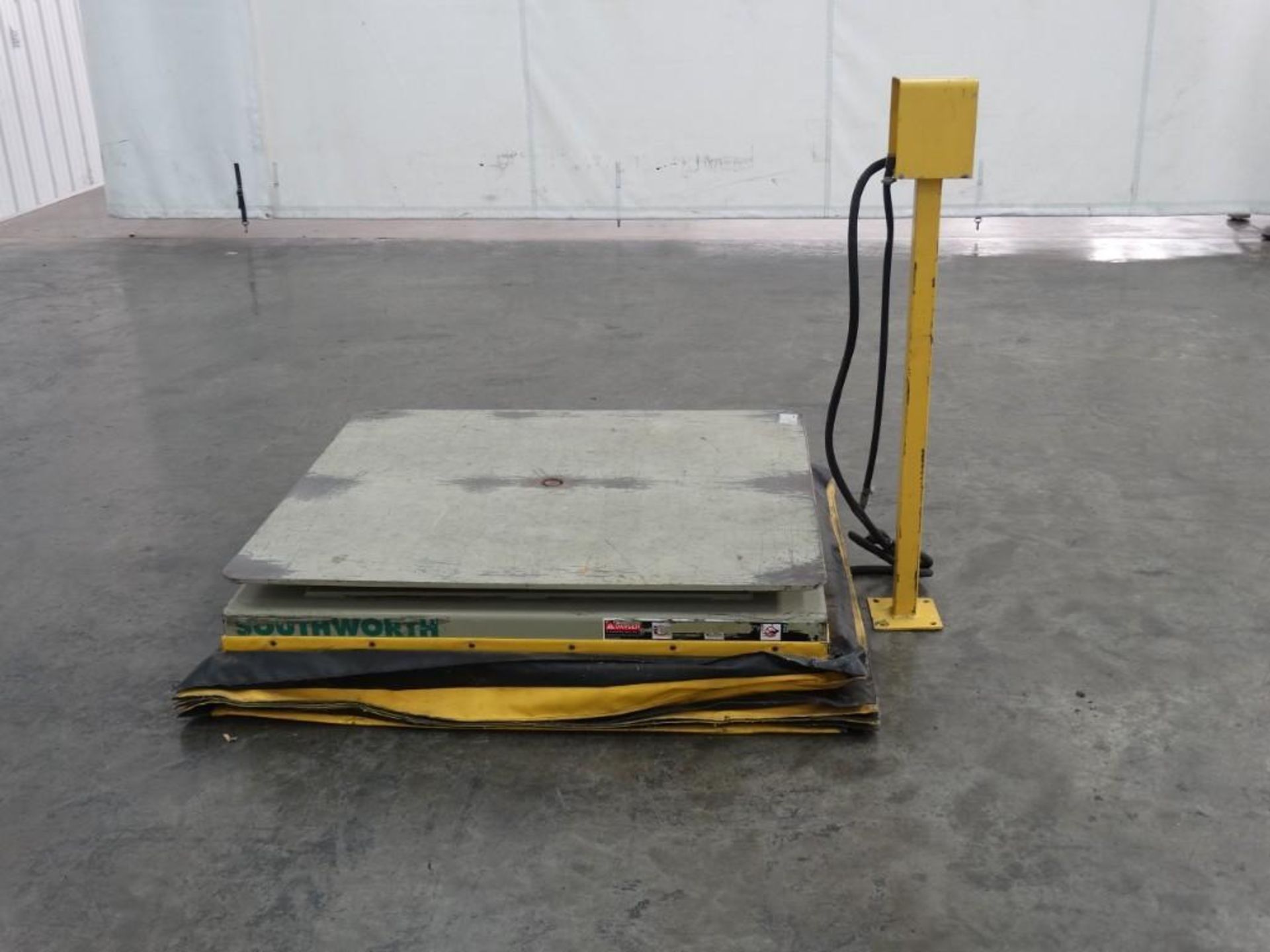 Southworth 3500 Pound Capacity Pallet Lift - Image 9 of 11