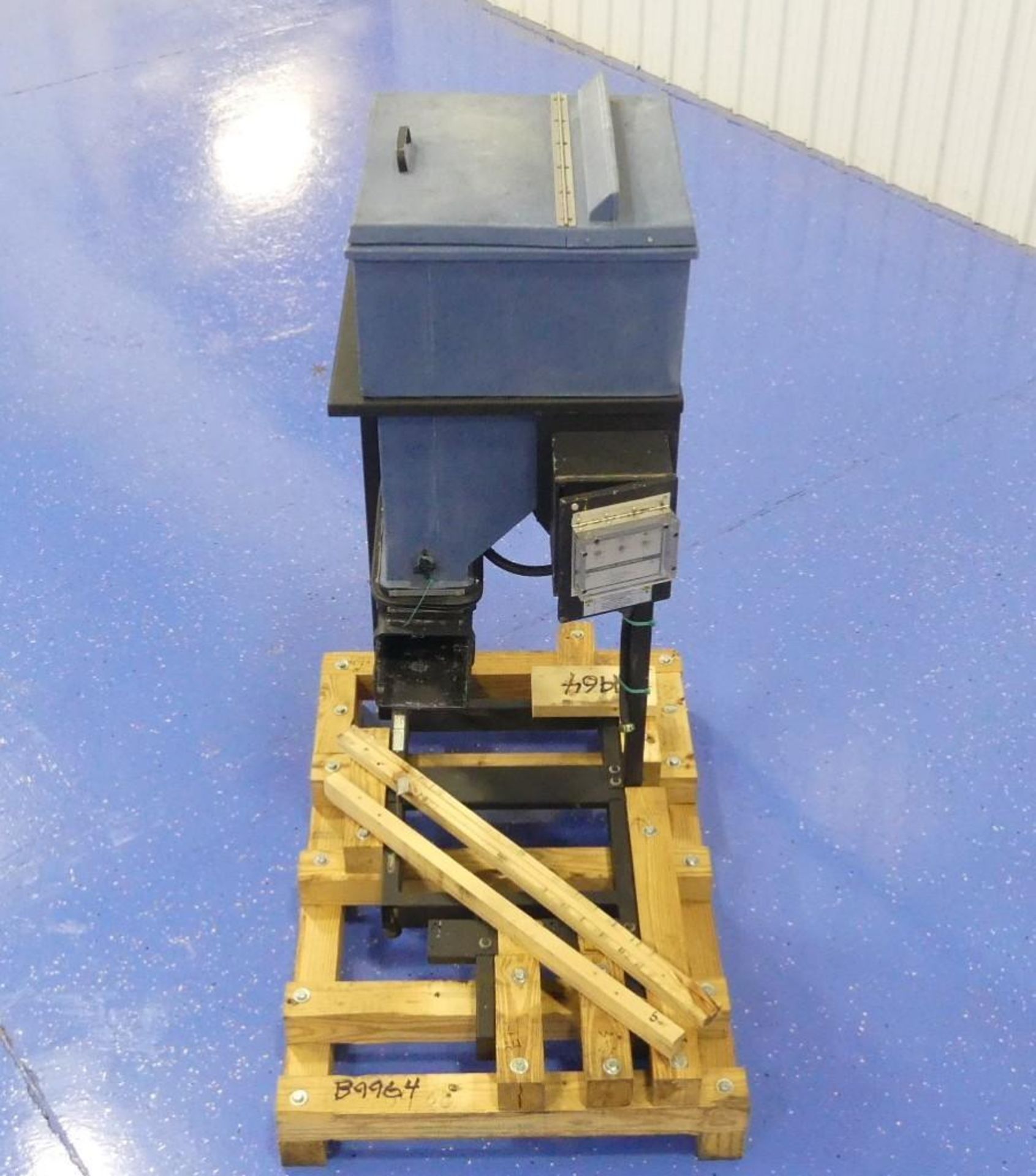 Nordson Hot Melt Hopper Feeder with Stand - Image 3 of 10