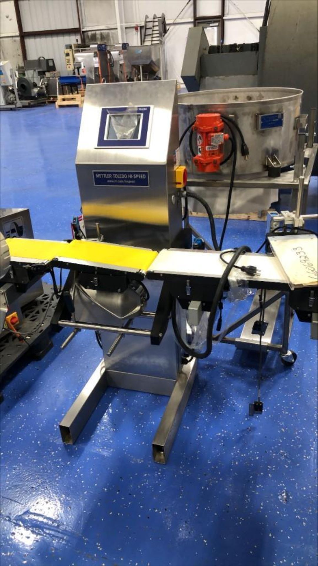 Mettler Toledo XE2 3-Belt Checkweigher