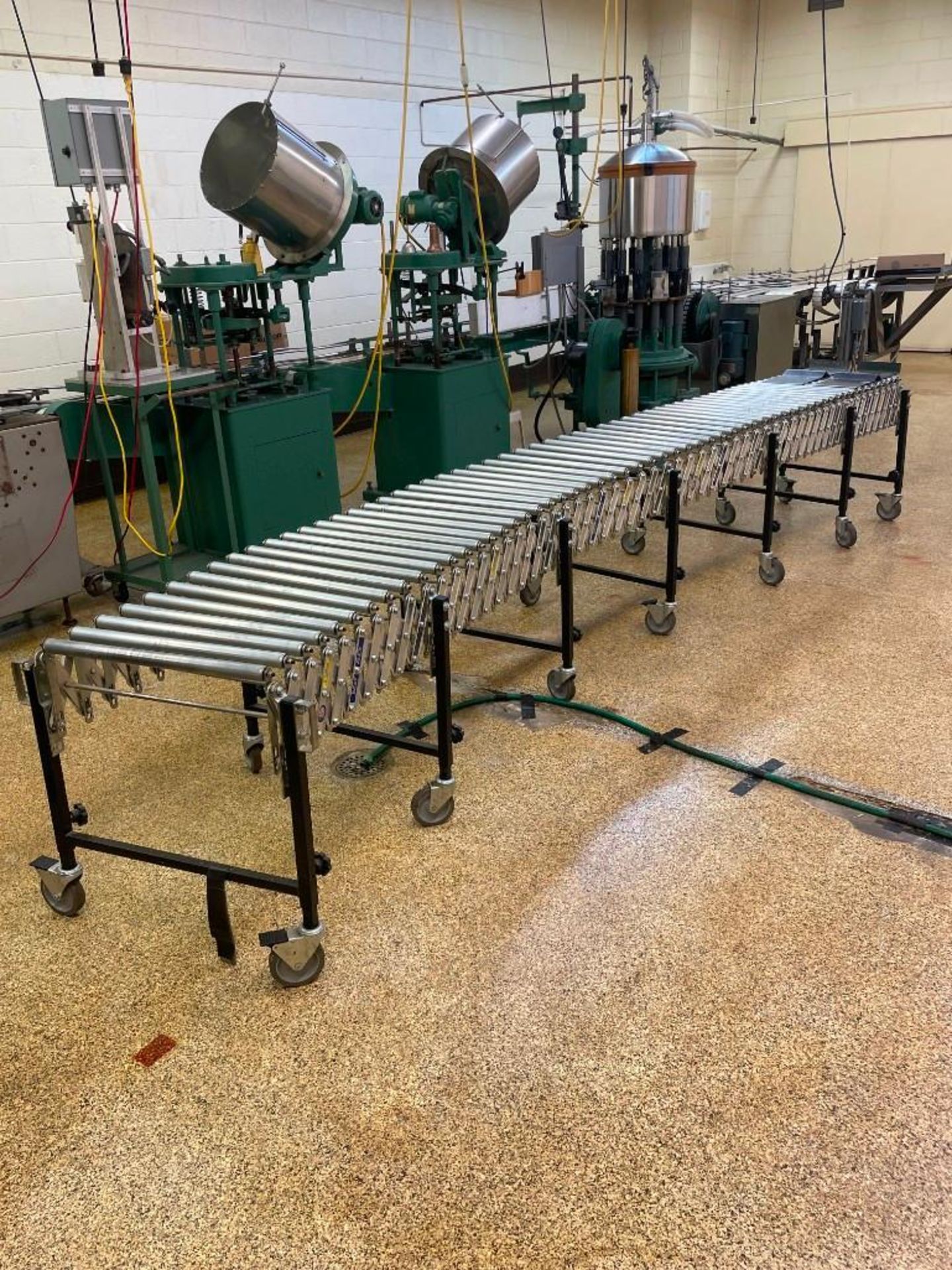 Best Flex Gravity Roller Conveyor