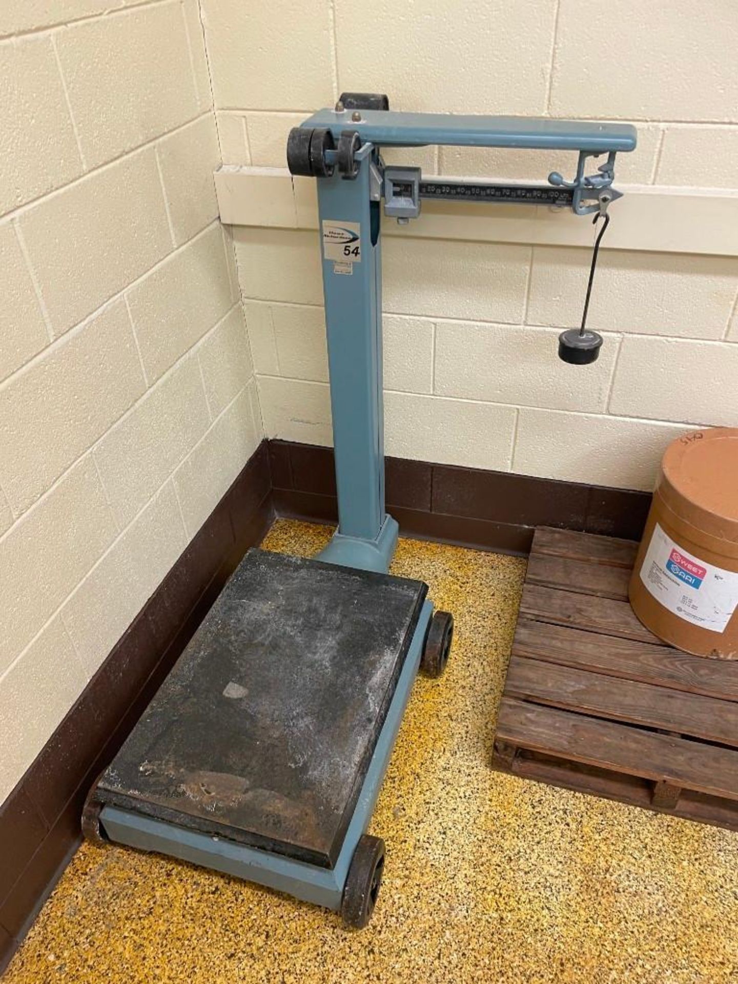 Howe Richardson Floor Scale on Casters