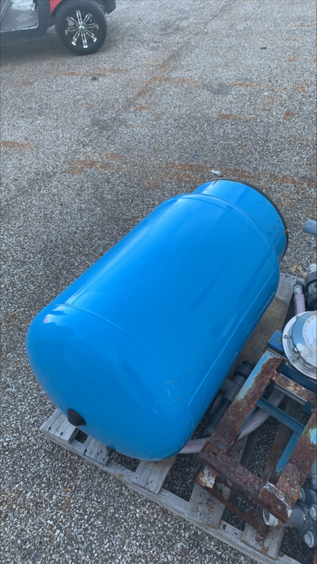 Blue Compressed Air Tank - Image 3 of 3