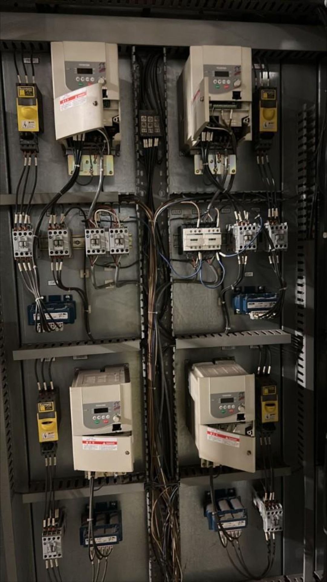 Control Panel with Toshiba VFDs & Allen Bradley - Image 4 of 6