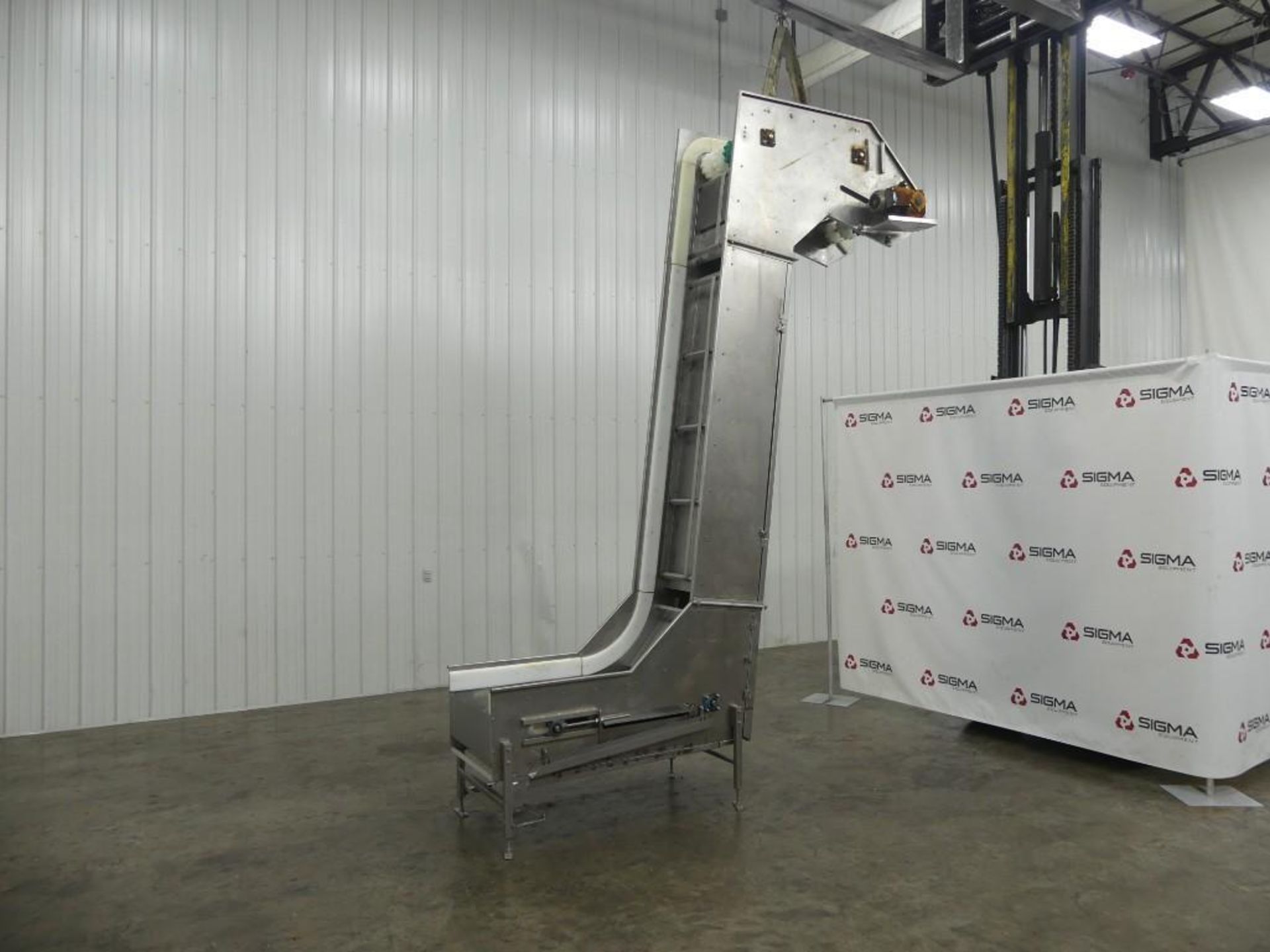 Maddox Metal Works 24" Wide Incline Conveyor - Image 4 of 6