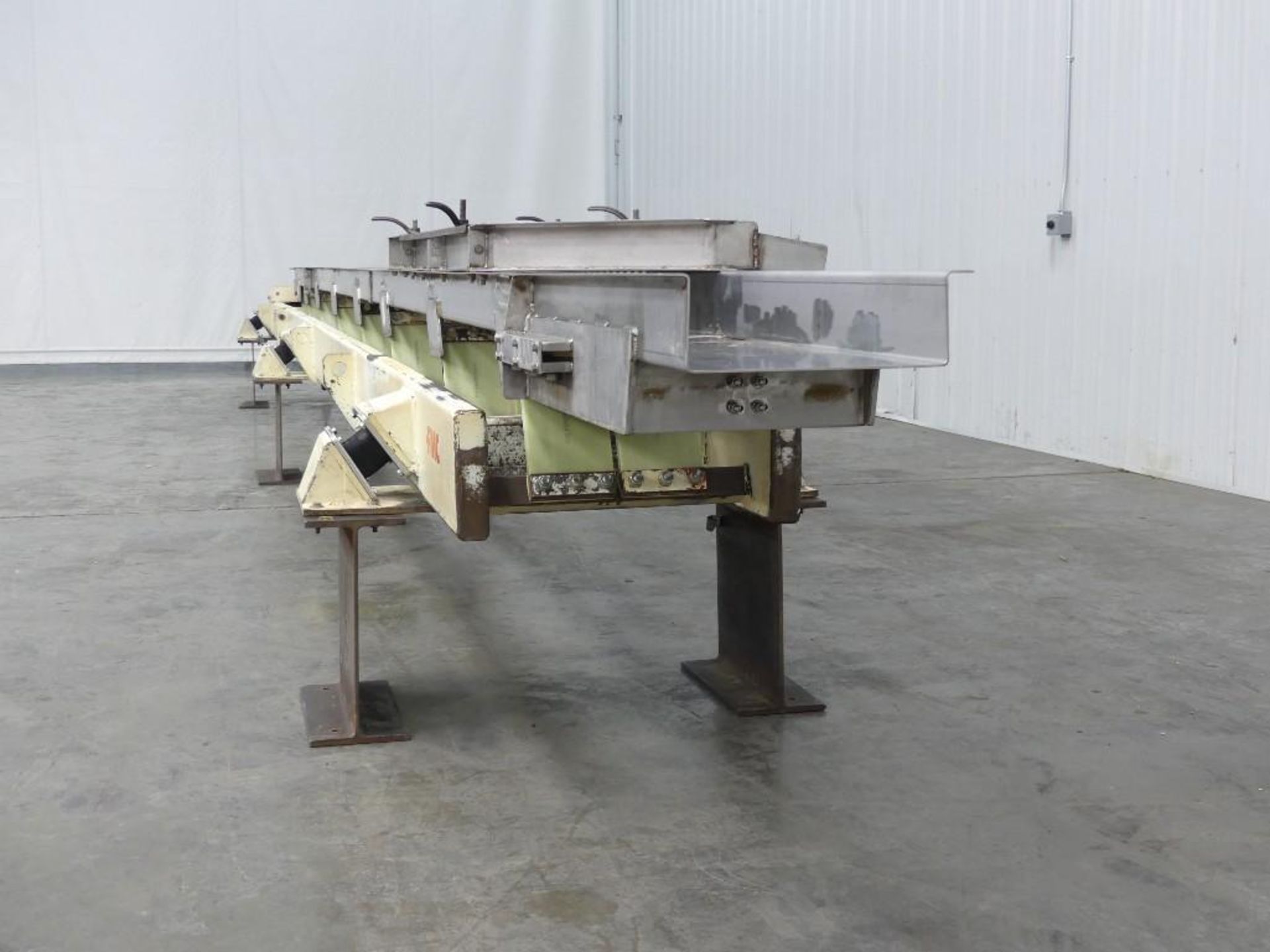 FMC BL-1204 M-X-25 26' Long Vibratory Conveyor - Image 4 of 9