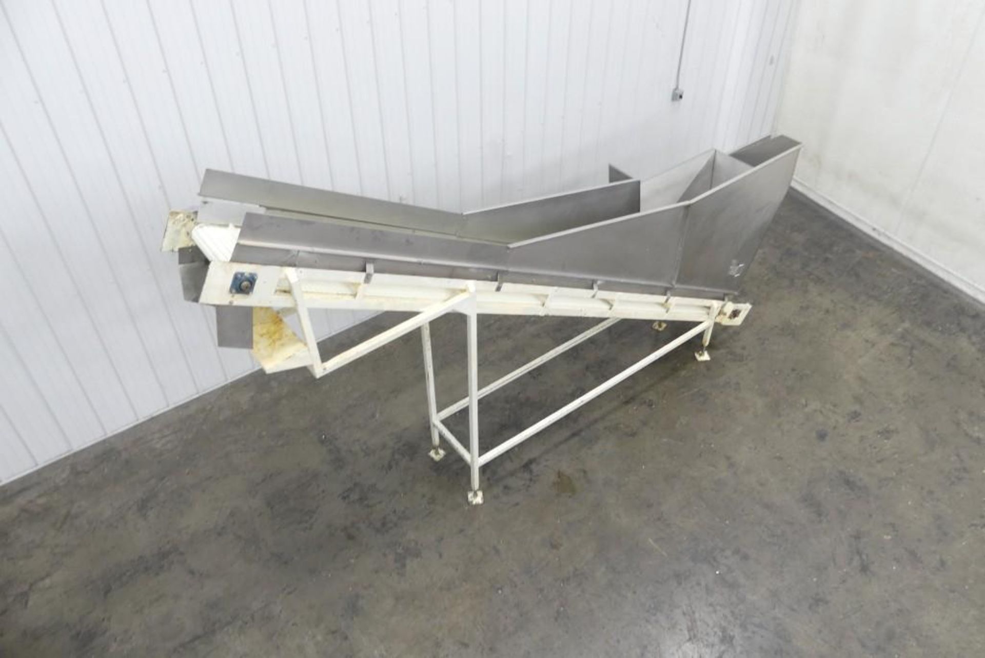 Cleated Incline Conveyor with Hopper 16" Wide - Image 3 of 11
