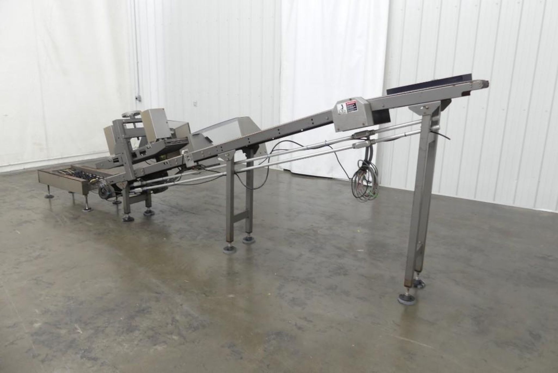 Bag Flattening and Belt Incline Conveyor - Image 7 of 13