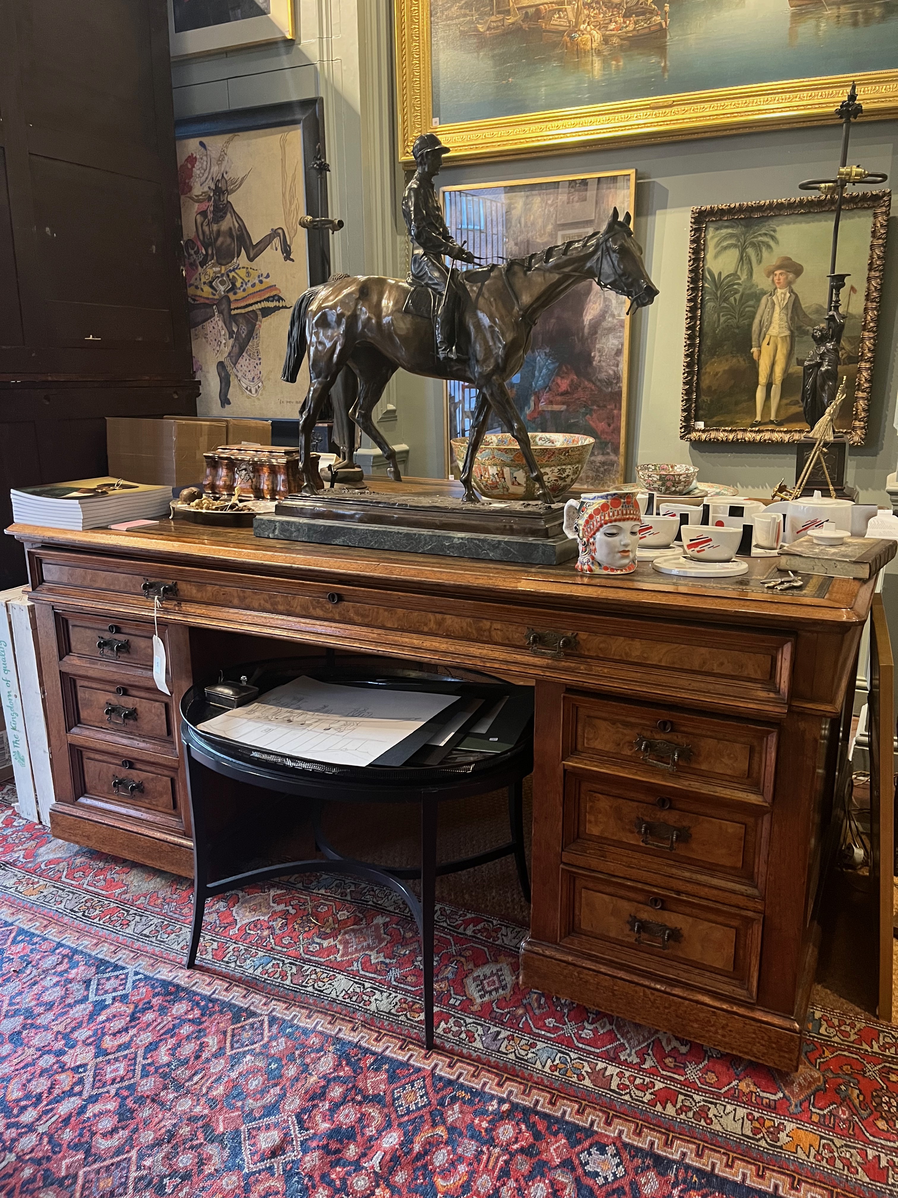 Large oak partners desk - Image 5 of 6