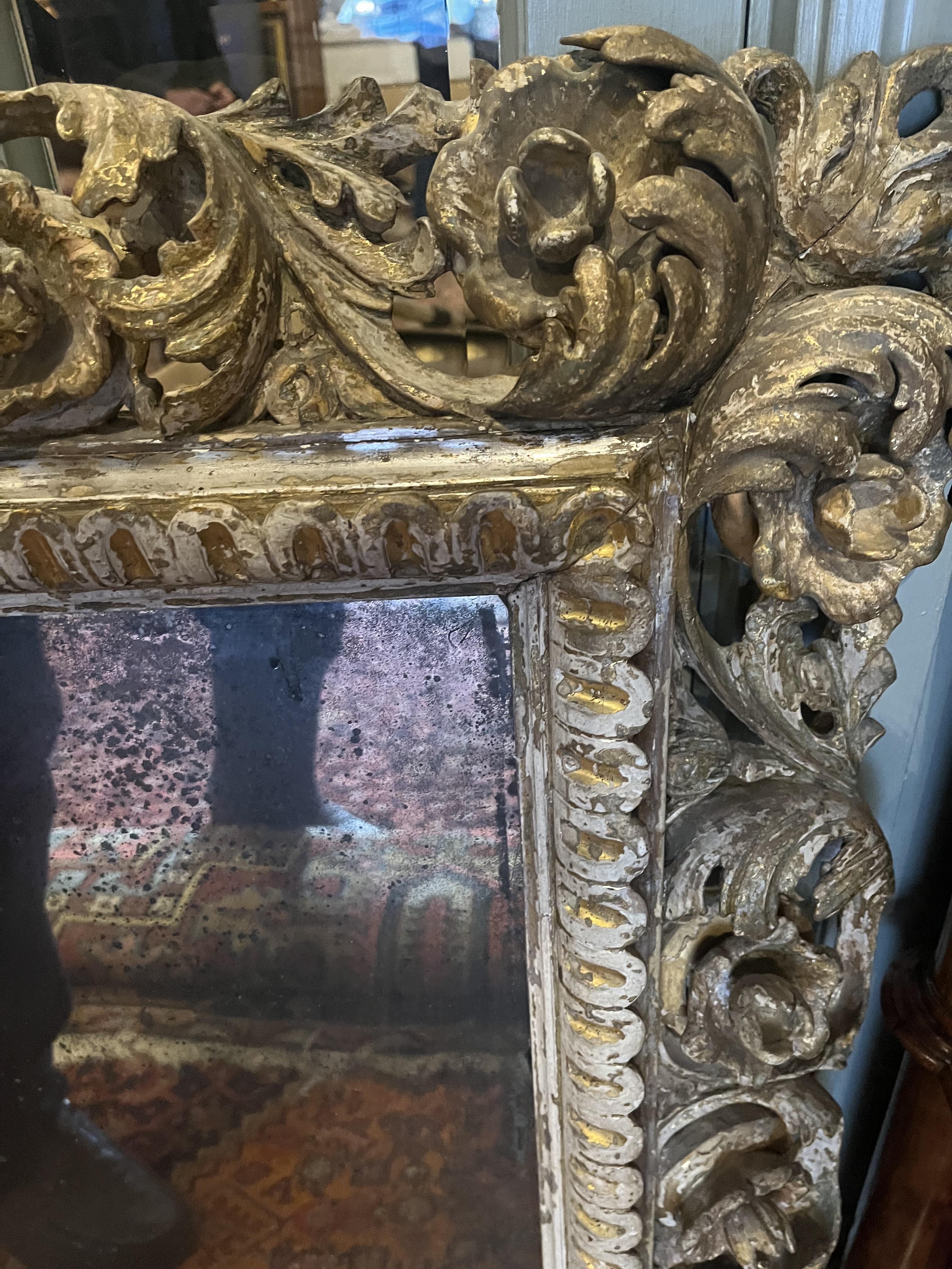Florentine, 17th/18th Century, Giltwood carved frame with antique mirror plate - Image 5 of 6