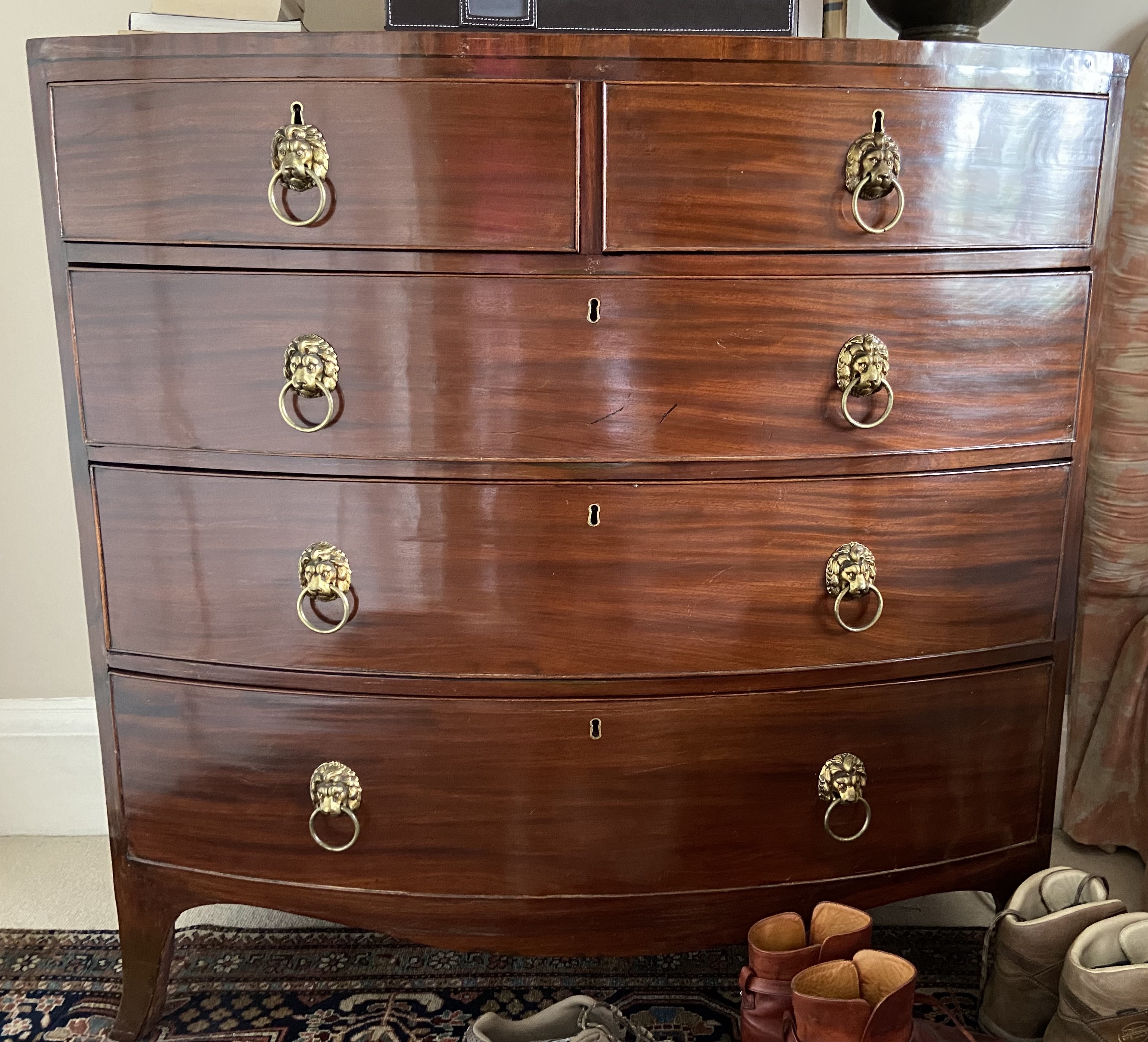 Mahogany bowfront chest of drawers, 1820