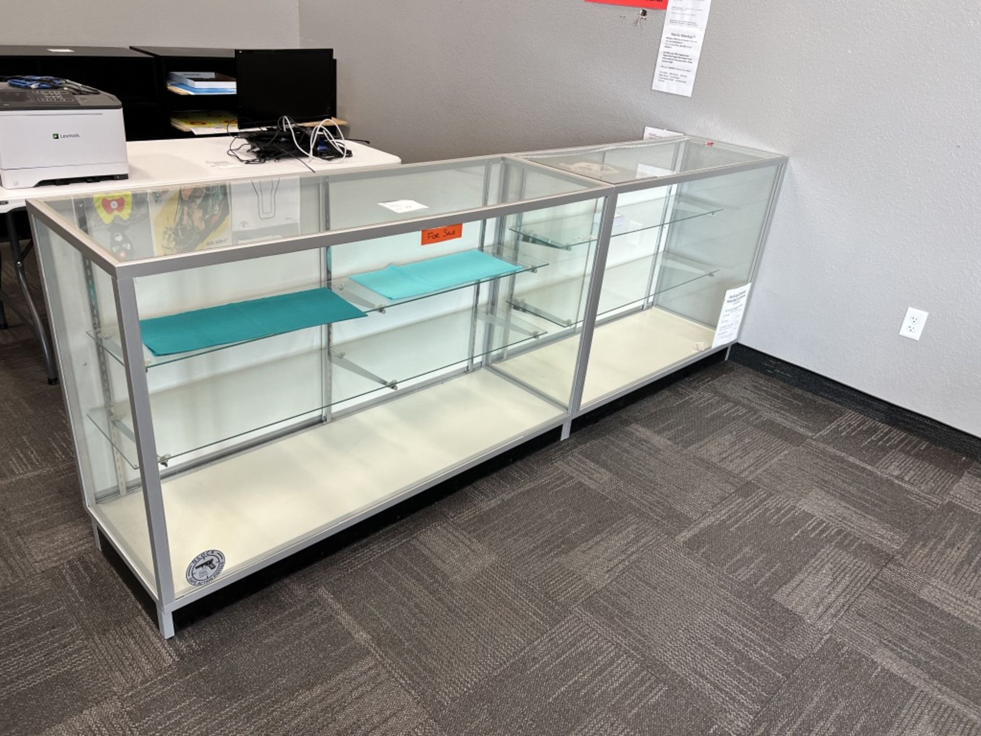 LOT OF: (2) GLASS DISPLAY CASES - Image 2 of 6