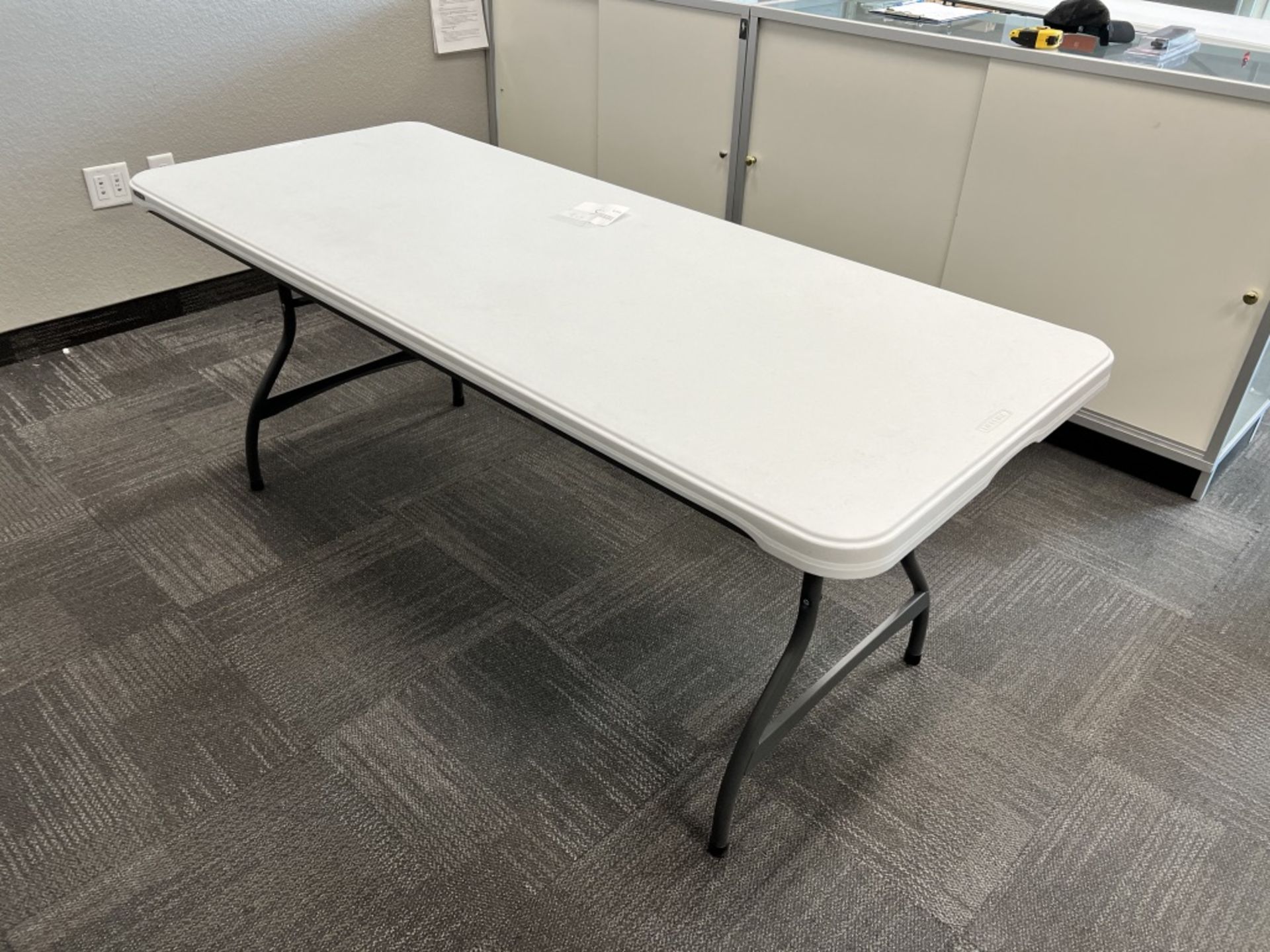 LIFETIME 6' X 30" W FOLDING TABLE (WHITE) - Image 2 of 3
