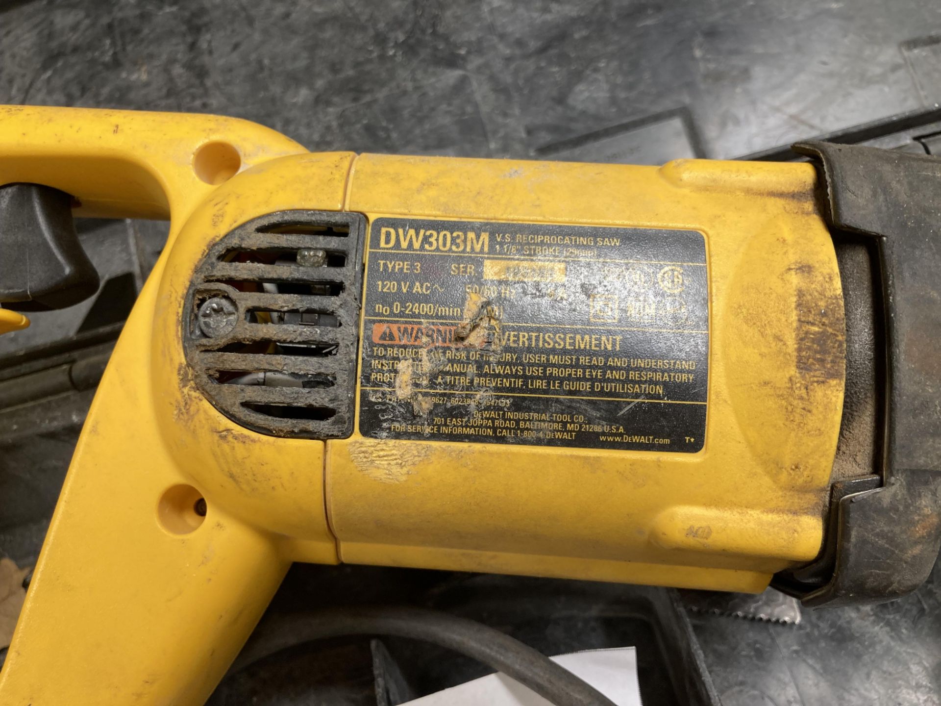 DeWalt reciprocal saw, Model DW303M, with multiple blades and case - Image 3 of 3