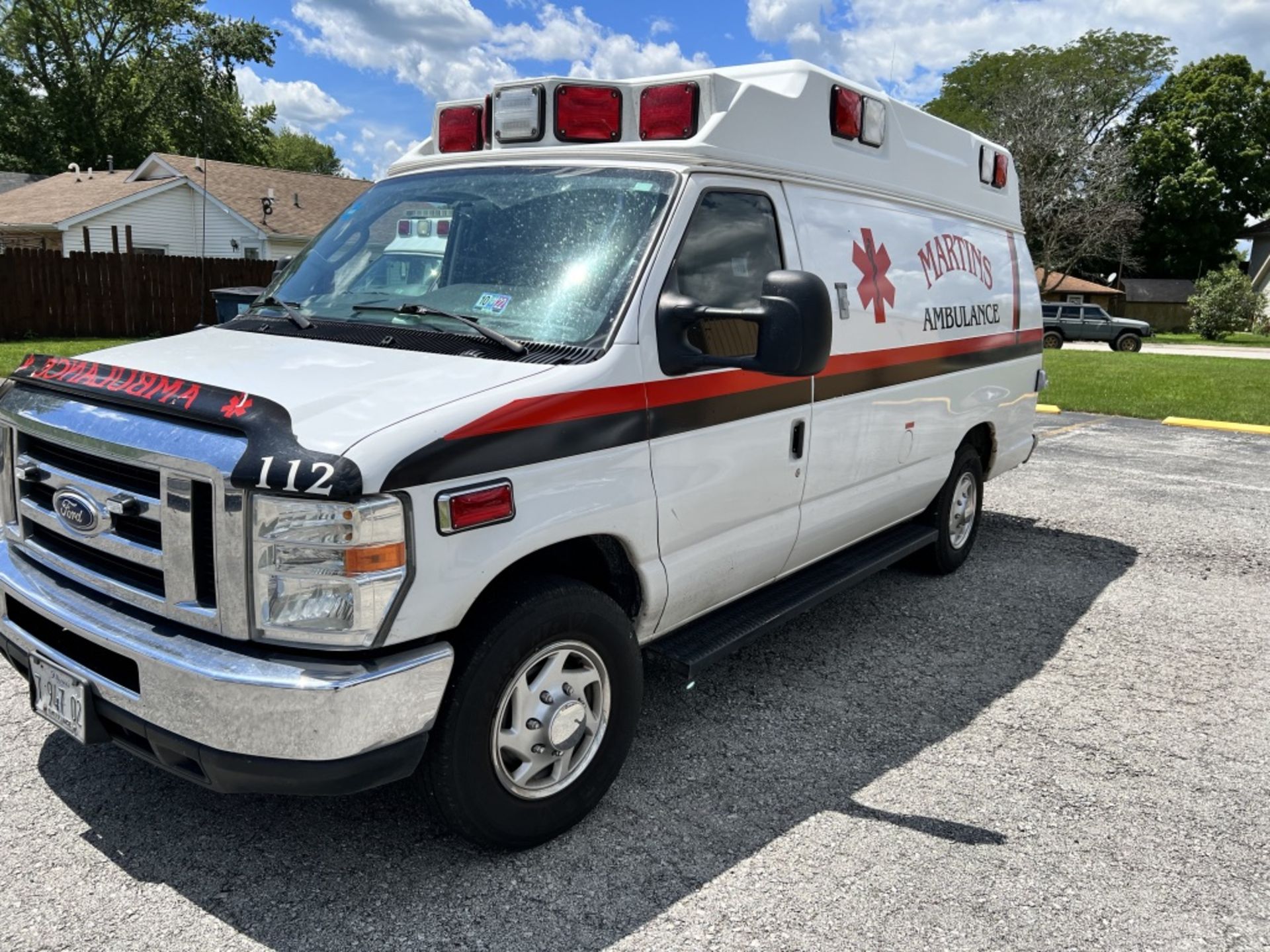 2014 FORD AMBULANCE, E-350 SUPER DUTY, ADVANCE TRAC RSC, 5.4 LITRE, 8 CYLINDER GASOLINE ENGINE, TRUC - Image 2 of 72