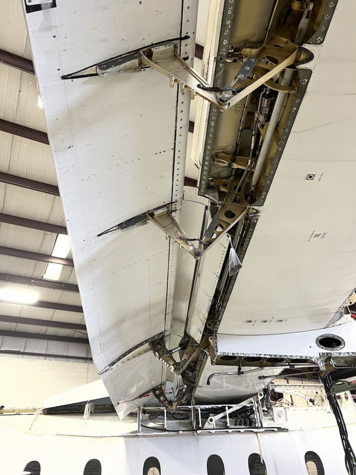 (1) FAIRCHILD DORNIER 328 JET STARBOARD (RIGHT) FLAP