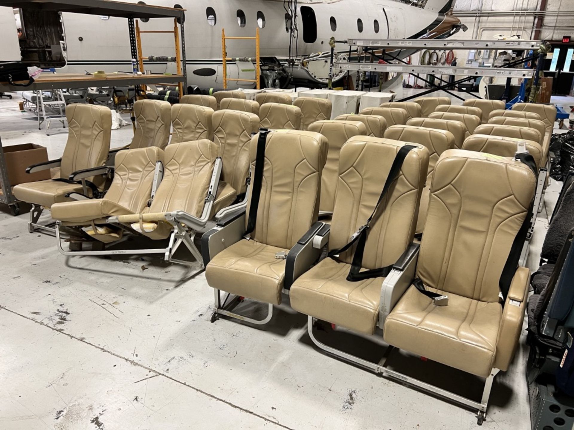 LOT OF: (30) SEATS, (1) FLIGHT ATTENDANT SEAT/ JUMP SEAT, (7) OVERHEAD LUGGAGE COMPARTMENTS AND (1) - Image 2 of 21