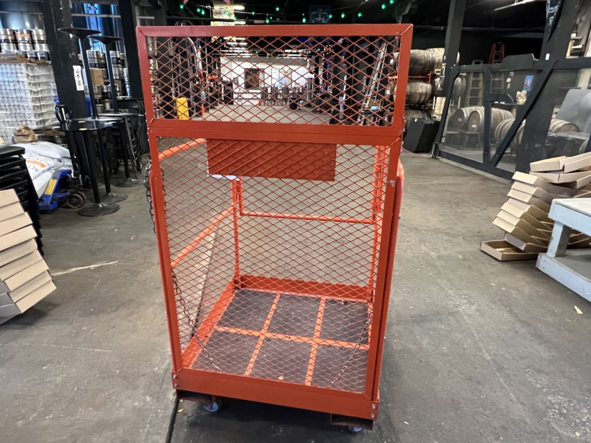 LIFT CAGE ATTACHMENT FOR FORKLIFT, MAXIMUM CAPACITY 1000 LBS - Image 6 of 8