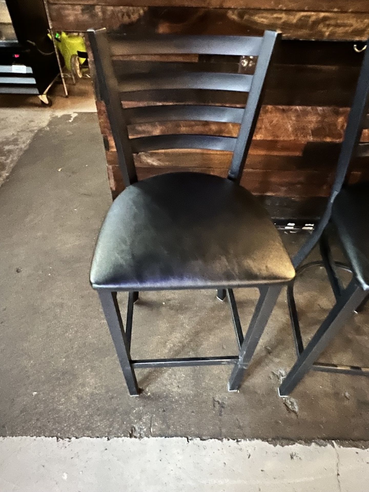 LOT OF: (4) HI-TOP PADDED CHAIRS W/ METAL FRAME - Image 5 of 6